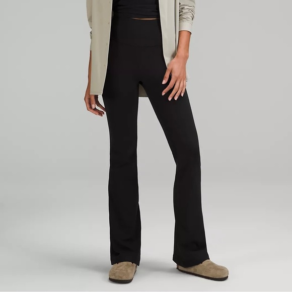 lululemon athletica Pants - Lululemon Black High Waisted Wide Leg Flare Pants Groove? Size 8 TALL